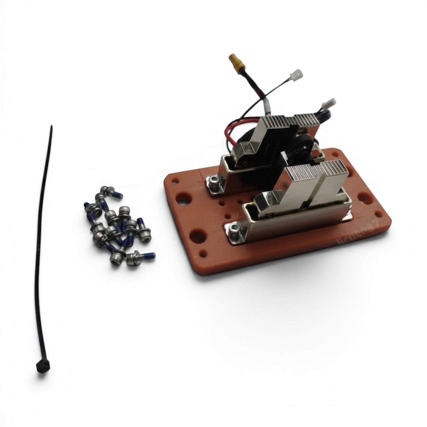 MT1 – Geriffelte Ladekontakte / Ribbed Charging Contacts
